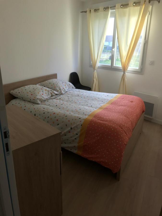 Appartement Numero 4 Ou Numero 8 Savigne-l'Eveque Exterior photo